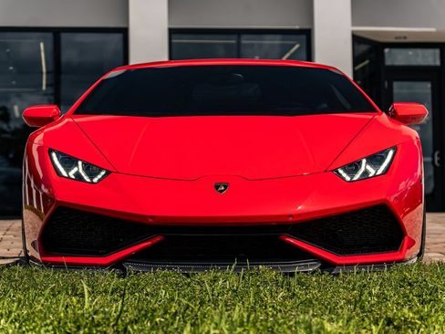 Used 2016 Lamborghini Huracan LP 610-4 AWD/4WD image 8