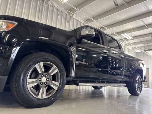Used 2018 Chevrolet Colorado LT w/ Luxury Package, Chrome AWD/4WD image 8