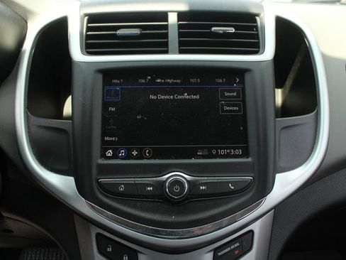 Used 2020 Chevrolet Sonic LT FWD image 25