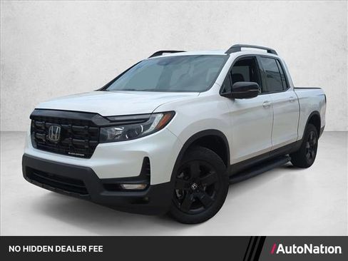 Used 2025 Honda Ridgeline Black Edition image 1