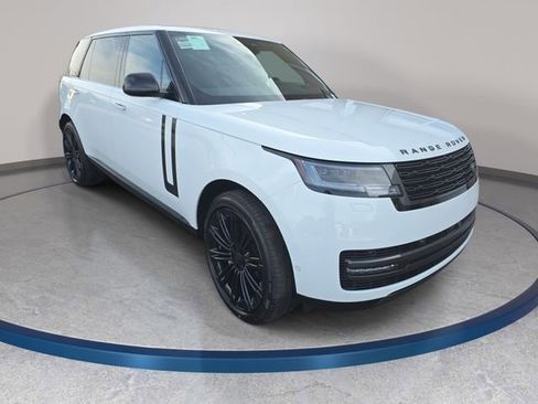 New 2026 Land Rover Range Rover Long Wheelbase SE image 3