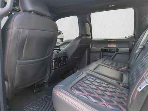 Used 2022 Ford F250 Lariat w/ Lariat Ultimate Package AWD/4WD image 18