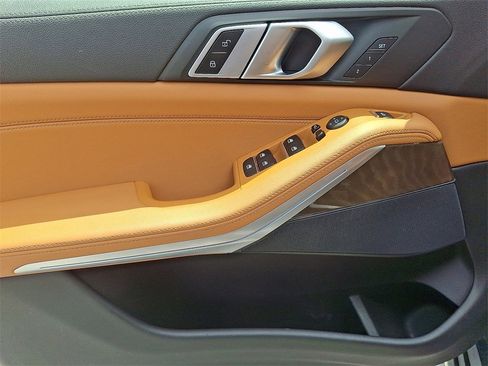 Used 2021 BMW X5 xDrive40i w/ Premium Package 2 image 14