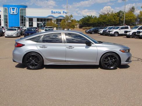 Used 2022 Honda Civic Sport image 3