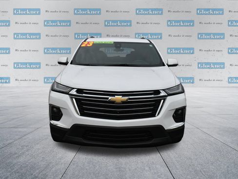 Used 2023 Chevrolet Traverse LT w/ Rear Camera Mirror Package AWD/4WD image 2