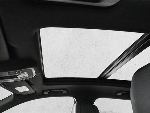 Certified 2025 Audi Q3 2.0T Premium Plus w/ Premium Plus Package image 16