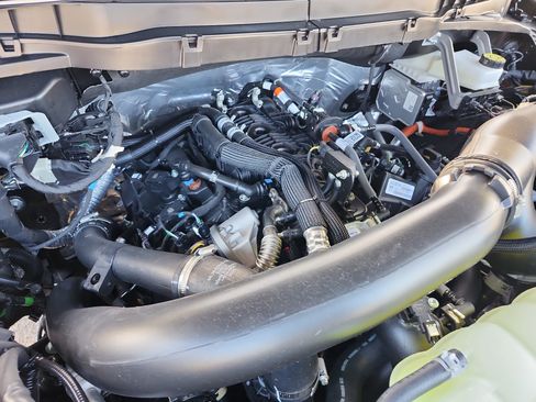 New 2025 Ford F150 Tremor w/ Equipment Group 402A High image 14