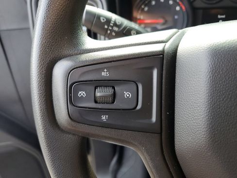 Used 2020 Chevrolet Silverado 2500 Custom w/ Custom Value Package AWD/4WD image 18