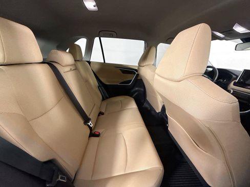 Certified 2025 Toyota RAV4 LE FWD image 40
