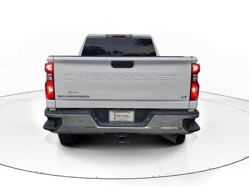 Used 2025 Chevrolet Silverado 2500 LT w/ Convenience Package image 5