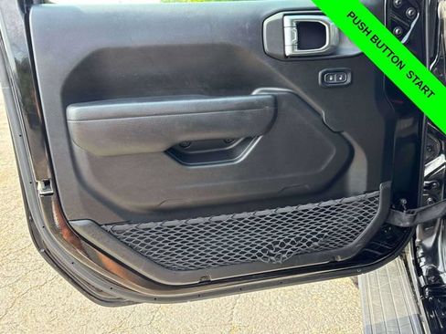 Used 2023 Jeep Gladiator Sport AWD/4WD image 9