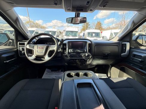 Used 2017 GMC Sierra 1500 SLE w/ SLE Value Package AWD/4WD image 32
