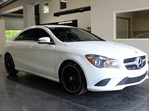 Used 2014 Mercedes-Benz CLA 250 image 30