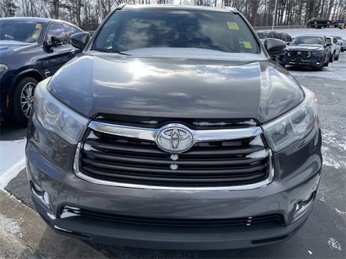 Used 2016 Toyota Highlander Limited image 6