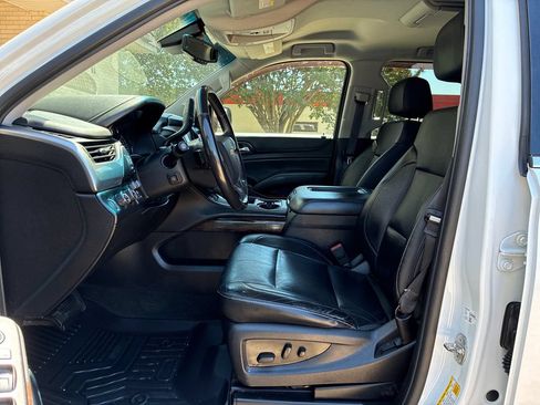 Used 2015 Chevrolet Tahoe LT w/ Luxury Package AWD/4WD image 10