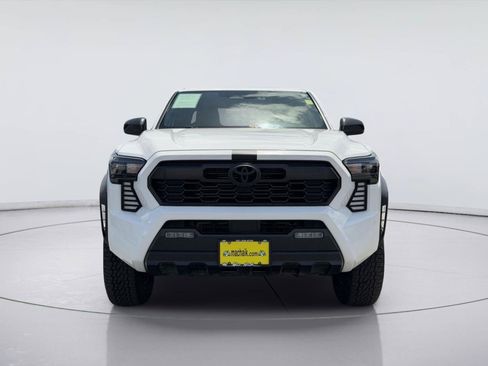 Used 2024 Toyota Tacoma TRD Off-Road AWD/4WD image 8
