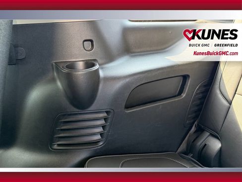 Used 2018 GMC Yukon Denali AWD/4WD image 19