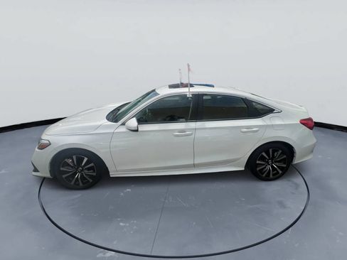Used 2022 Honda Civic EX image 3