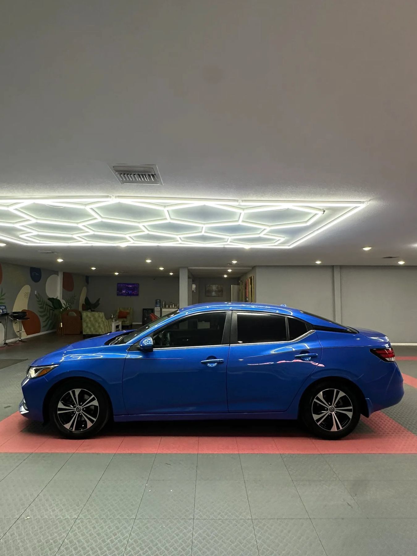 Used 2021 Nissan Sentra SV FWD image 3