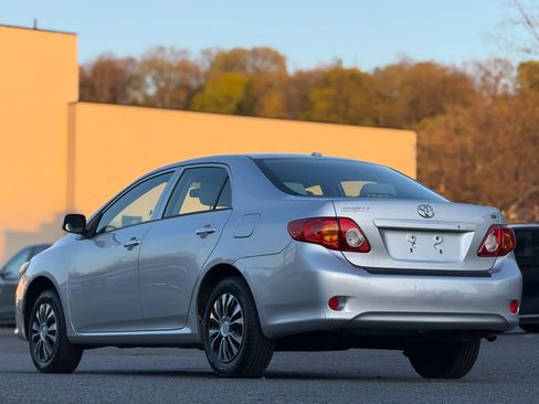 Used 2010 Toyota Corolla S FWD image 3