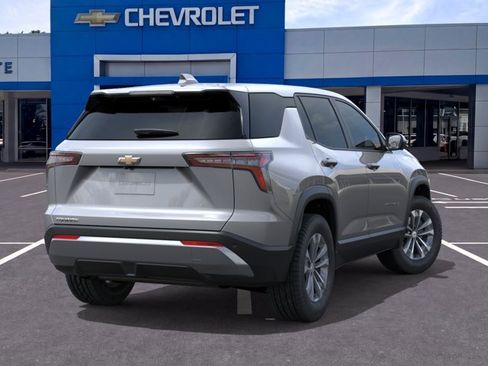 New 2026 Chevrolet Equinox LT w/ Convenience Package II FWD image 4