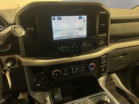 Used 2023 Ford F150 XLT image 3