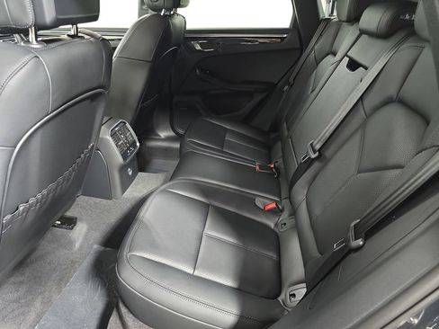 New 2026 Porsche Macan image 24