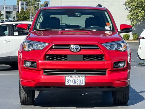 Used 2022 Toyota 4Runner TRD Sport w/ Technology Package RWD image 10