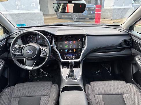 Used 2024 Subaru Outback Premium image 32