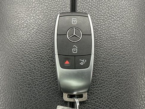 Used 2021 Mercedes-Benz C 300 4MATIC Sedan image 23