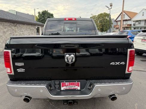 Used 2015 RAM 1500 Laramie w/ Convenience Group AWD/4WD image 5