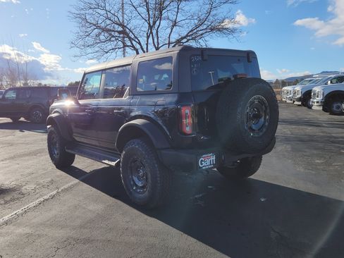New 2025 Ford Bronco Outer Banks w/ Sasquatch Package image 9