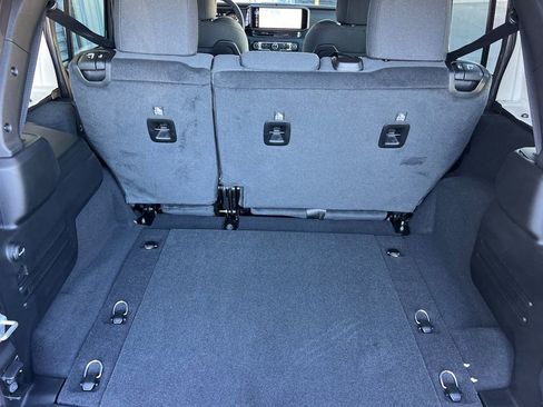 New 2026 Jeep Wrangler Unlimited Rubicon w/ Safety Group image 15