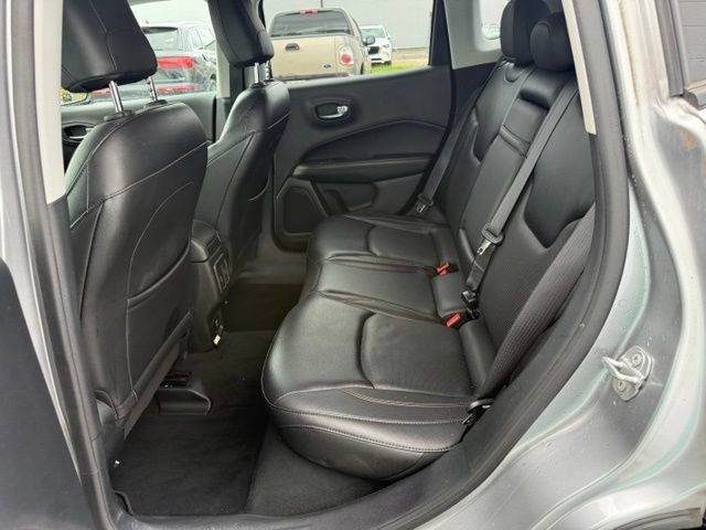 Used 2017 Jeep Compass Limited w/ Navigation Group AWD/4WD image 21