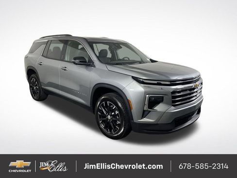 New 2026 Chevrolet Traverse LT w/ Sun and Wheel Package image 1