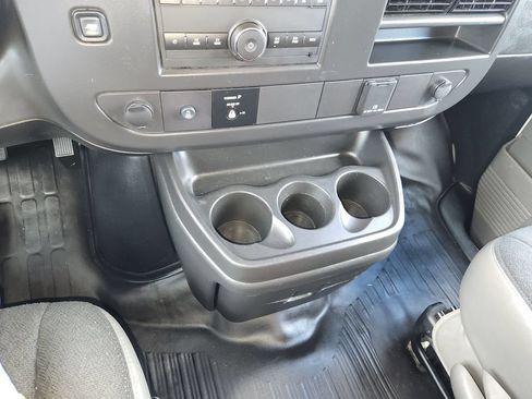 Used 2025 Chevrolet Express 2500 w/ Driver Convenience Package RWD image 23