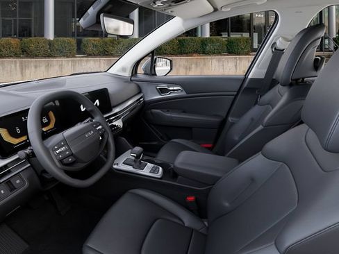 New 2026 Kia Sportage EX FWD image 18