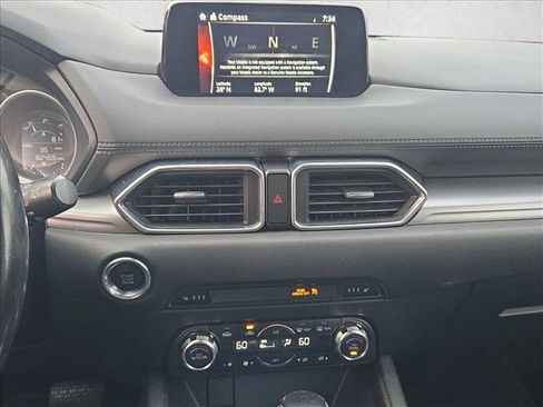 Used 2017 MAZDA CX-5 Touring FWD image 13