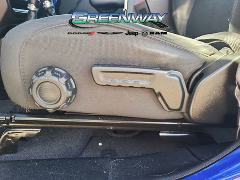 Used 2019 Jeep Wrangler Unlimited Sport S image 17