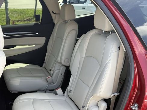 Used 2024 Buick Enclave Essence w/ Sport Touring Edition image 30