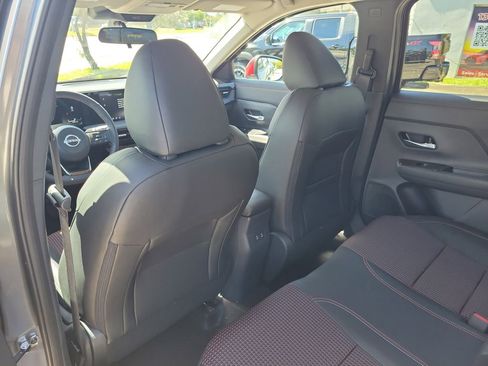 New 2026 Nissan Kicks SR FWD image 14