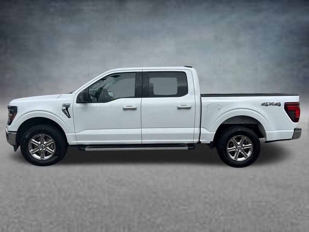 Used 2025 Ford F150 XLT w/ Equipment Group 301A Standard AWD/4WD image 3