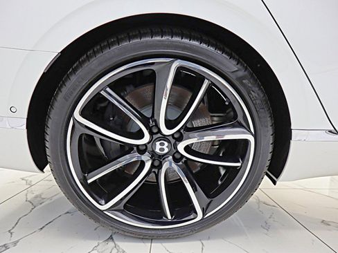 Used 2024 Bentley Flying Spur S V8 image 59