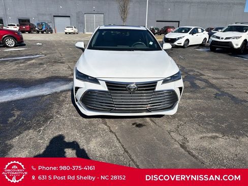 Used 2020 Toyota Avalon Limited w/ Advanced Safety Package image 10