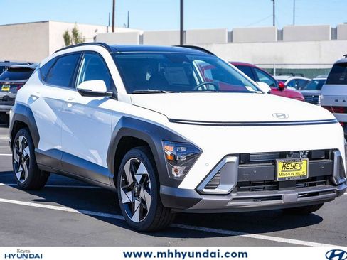 New 2026 Hyundai Kona Limited FWD image 3