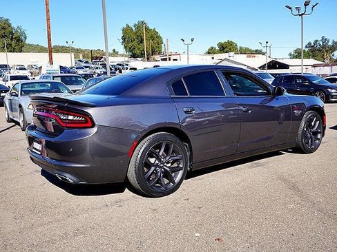 Used 2021 Dodge Charger SXT w/ Blacktop Package image 10