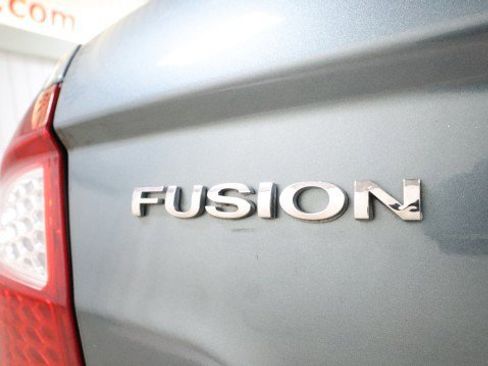 Used 2011 Ford Fusion SE image 19