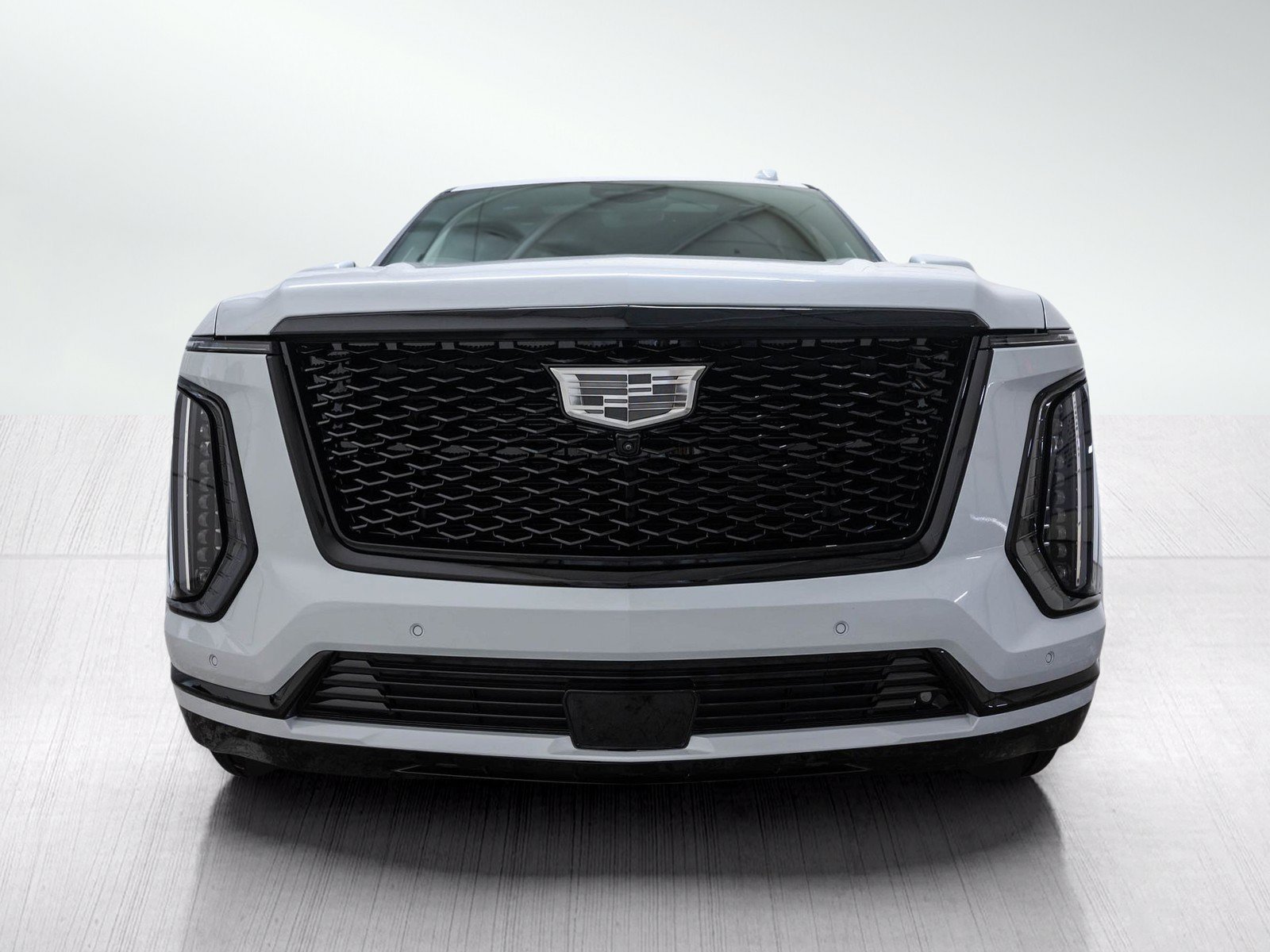 Used 2026 Cadillac Escalade Platinum Sport AWD/4WD image 2