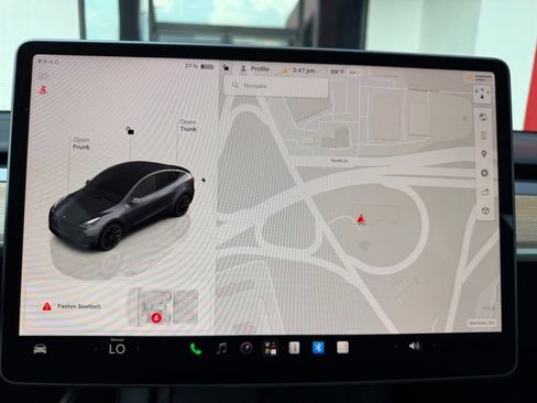 Used 2023 Tesla Model Y Long Range AWD/4WD image 19