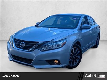 Used 2016 Nissan Altima 2.5 SL w/ Moonroof Package